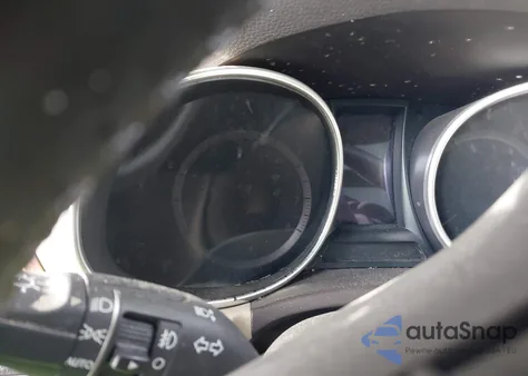 2013 Hyundai Santa Fe Sport 2.0T z USA, uszkodzony, nr VIN 5XYZWDLA4DG019829